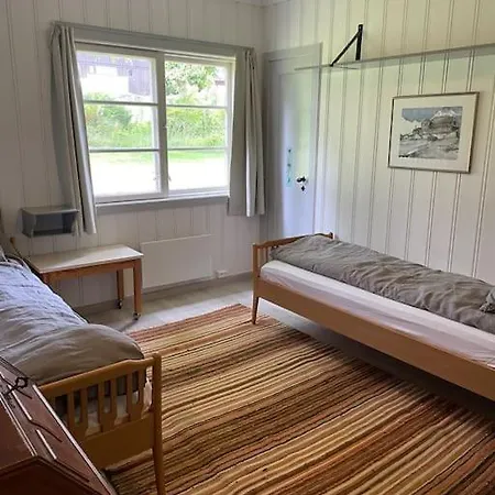 Charmy And Spacious By The Ålesund
