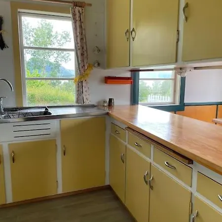 Holiday home Charmy And Spacious By The